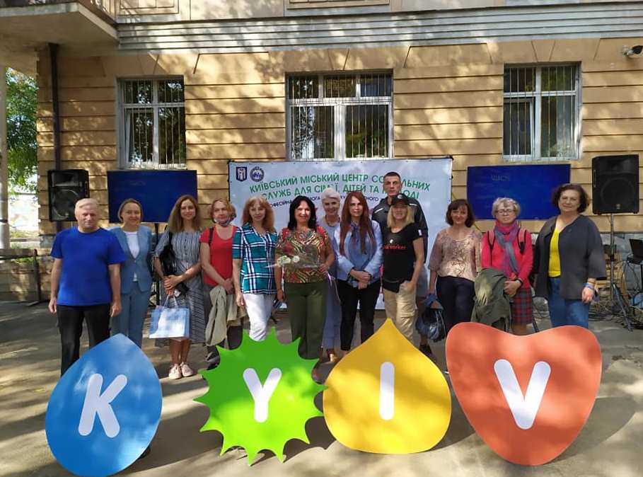 Вручення сертифікатів фахівцям «Школи консультантів з питань залежностей»