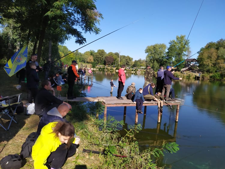 «Ловись рибка, велика й мала!»