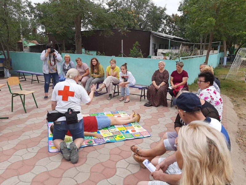 Навчаємо першій медичній допомозі