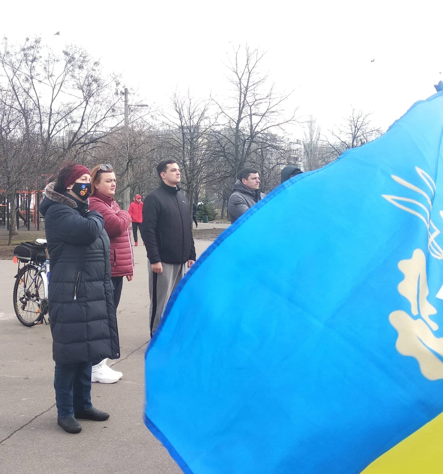 Звучить Державний гімн України Звучить Державний гімн України