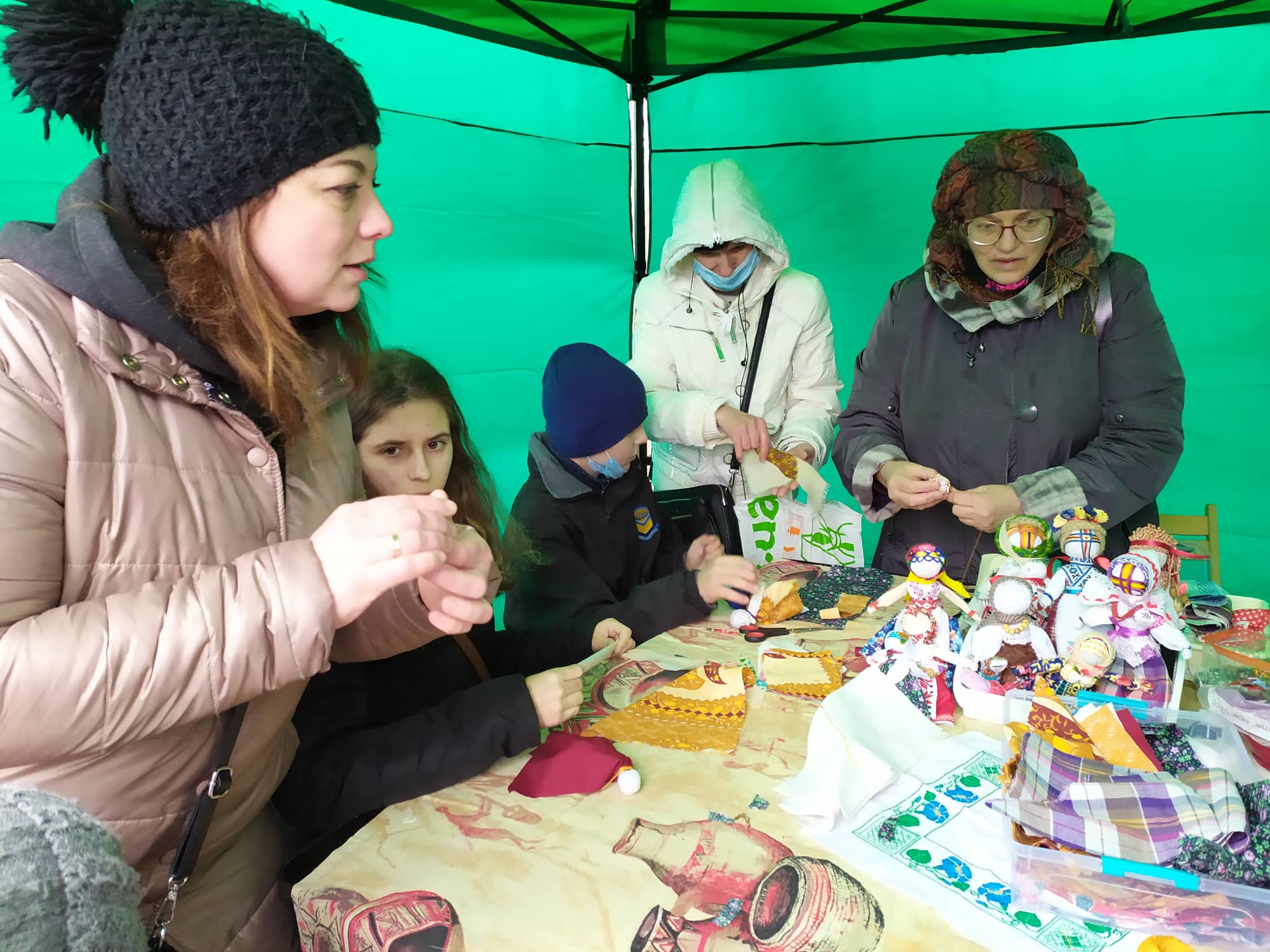 2 161087266_481123799565881_9131450779035955358_n Майстер-клас з виготовлення ляльки-мотанки