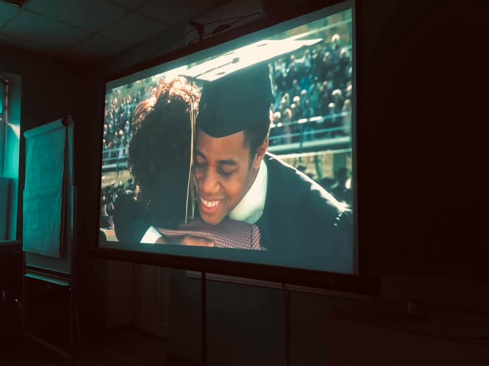 Фрагмент фільму «Радіо», який засновано на реальних подіях