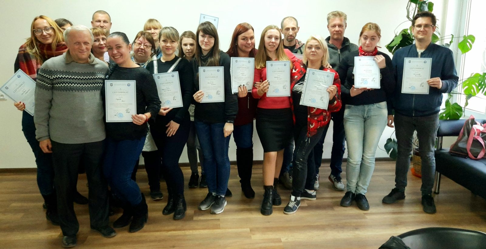 Наприкінці навчання учасники отримали сертифікати