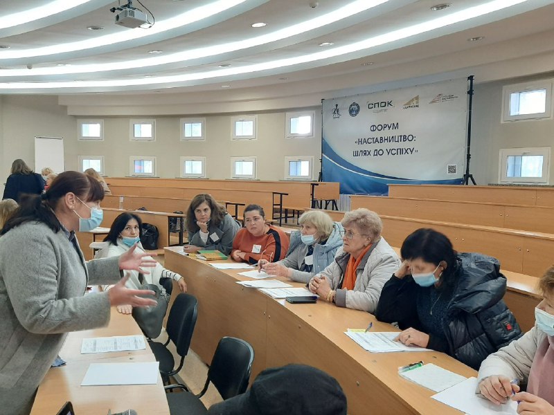 Фахівці із соціальної роботи ЦСС м. Києва напрацьовують алгоритм діяльності за напрямом впровадження наставництва.