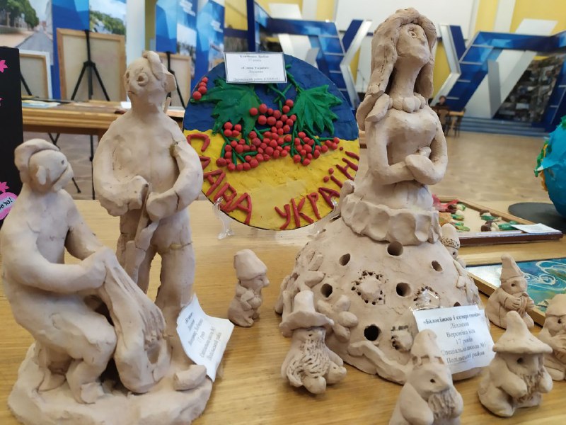 Роботи за напрямом «Прикладне мистецтво»