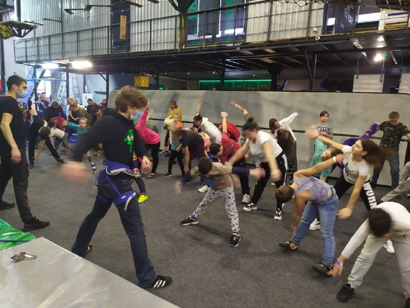 3 4223ac73-66ab-4372-928d-7921779b8499 «Руханка» від інструкторів