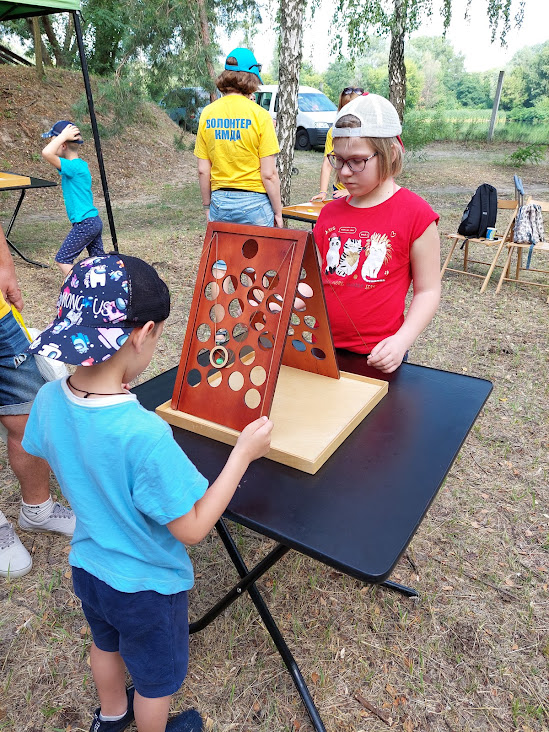 Під час ігротеки від волонтерів